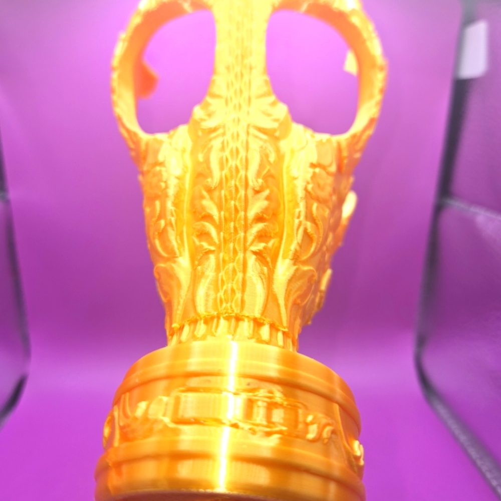 Fancy gold Gas Mask Decor